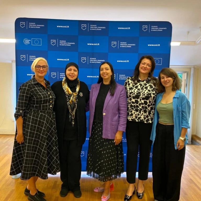 Empowering Business Connections (3)