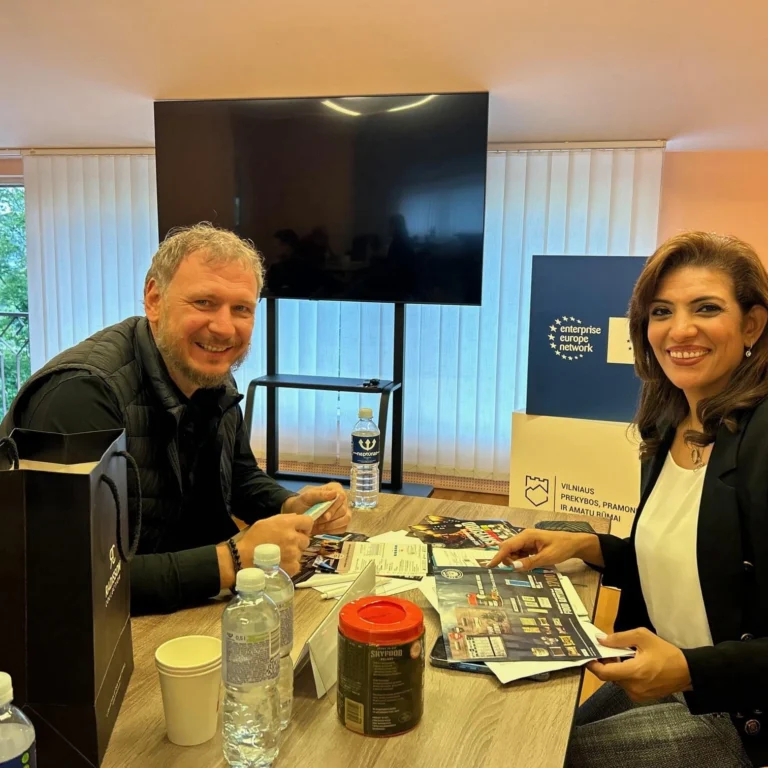 Empowering Business Connections (4)